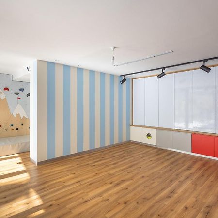 Luxury 3&4 Bedroom New Apartments - Close To The Beach & Bahai Gardens Хайфа Екстериор снимка